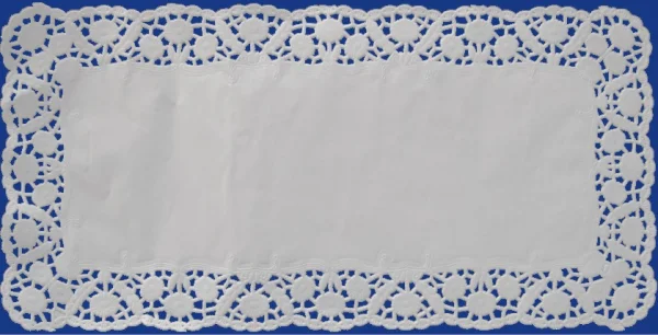 Dekorativní krajka hranatá bílá 38 x 25 cm [6 ks]